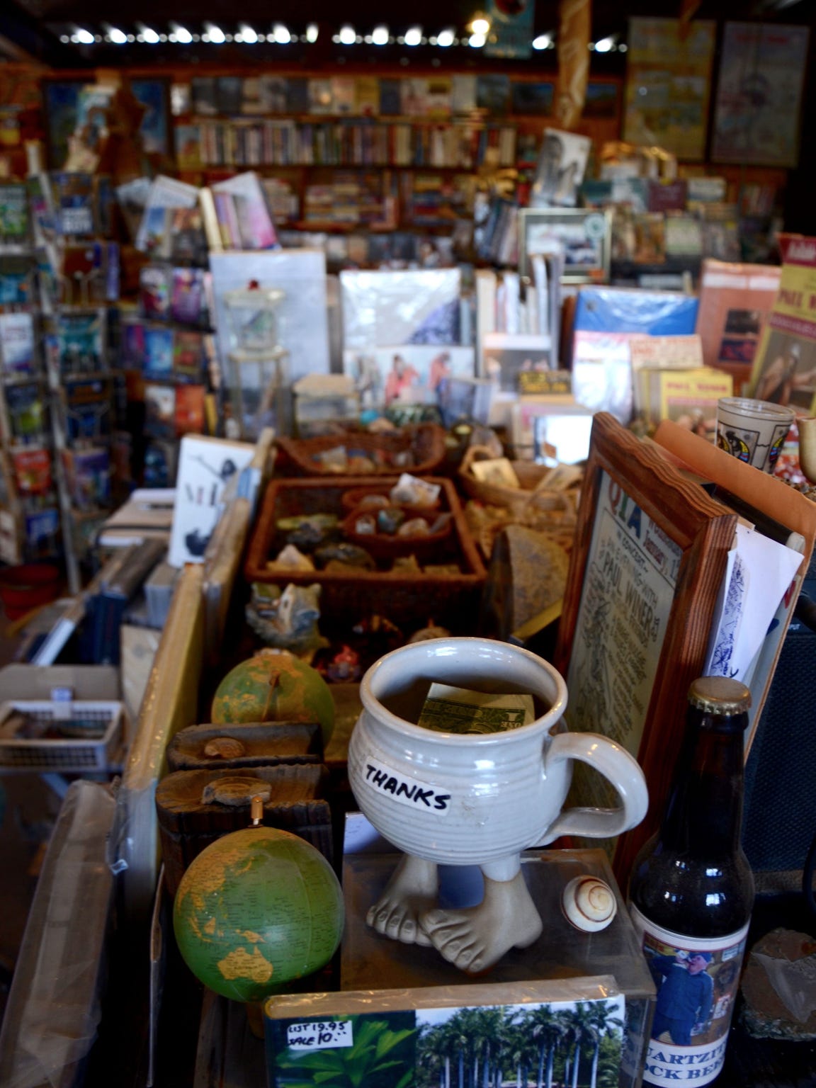 Reader&rsquo;s Oasis Books, Quartzsite, Ariz. (Photo: Kristin Scharkey)